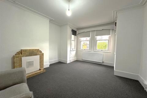 1 bedroom apartment to rent, Torrington Park, North Finchley N12