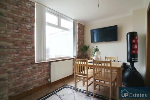3 bedroom terraced house for sale, The Scotchill, Coventry