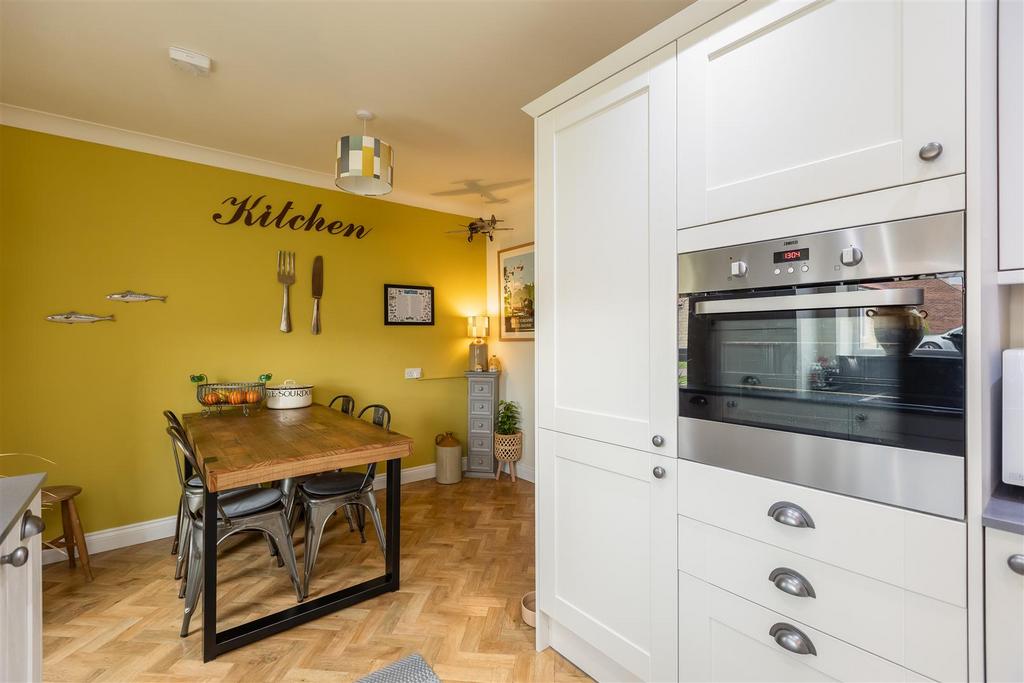Mickle Hill 9 Kitchen-3.jpg
