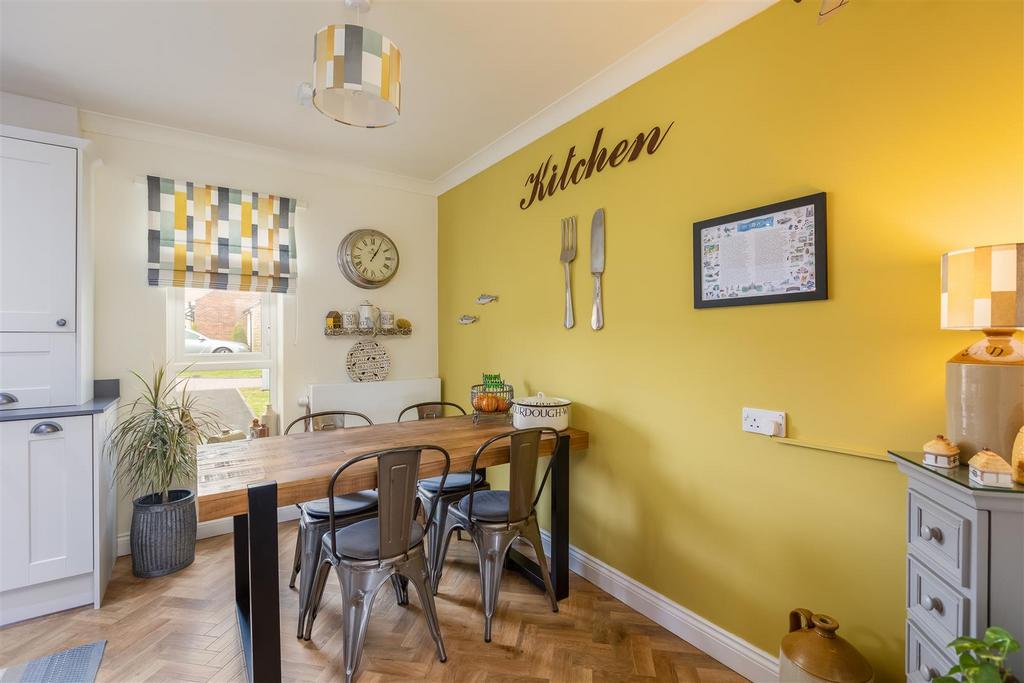 Mickle Hill 9 Kitchen-4.jpg