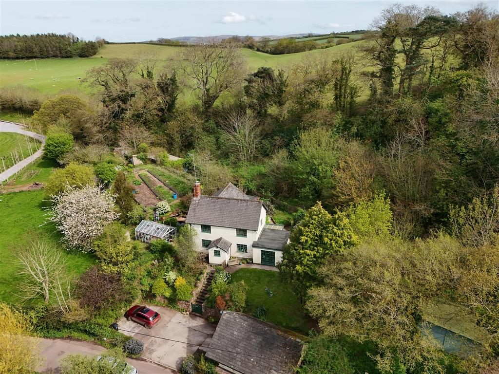 Torre, Washford, Watchet 3 bed detached house for sale £600,000