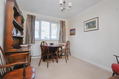 50 Pontefract Road, Ackworth, Pontefract, WF7 7LL