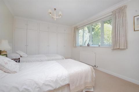 50 Pontefract Road, Ackworth, Pontefract, WF7 7LL