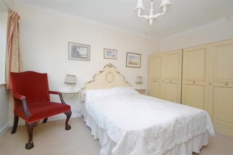50 Pontefract Road, Ackworth, Pontefract, WF7 7LL