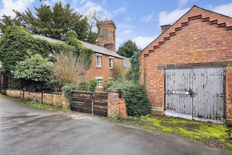 3 bedroom cottage for sale, Wolverley, Kidderminster, Worcestershire