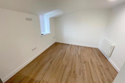 2 bedroom apartment to rent, Salisbury Street Leek Staffordshire