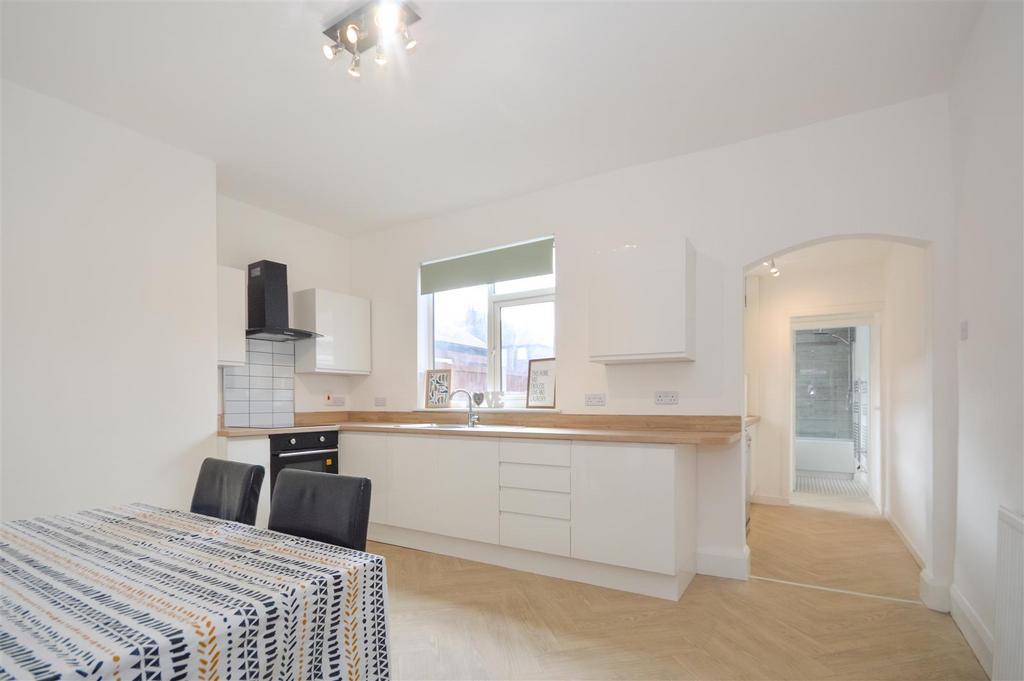 Dalefield Avenue, Normanton WF6 3 bed terraced house for sale £160,000
