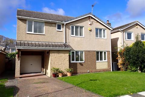 4 bedroom apartment to rent, Pinewood Drive, Lancaster Park, Morpeth