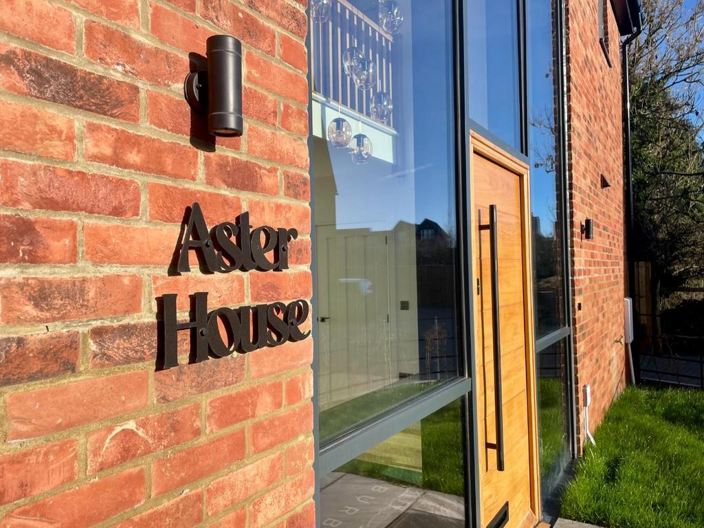 Aster house
