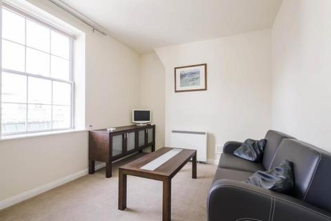 1 bedroom apartment to rent, Boundary Road, London NW8