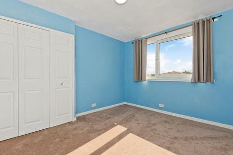 3 bedroom flat for sale, James Grove, Kirkcaldy, Fife, KY1