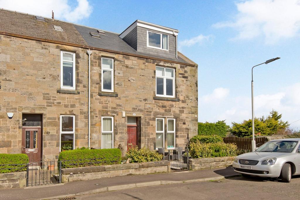 James Grove, Kirkcaldy, Fife, KY1 3 bed flat for sale £125,000