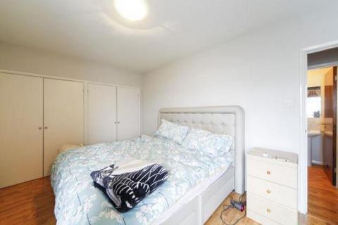 1 bedroom apartment to rent, Park Crescent, London W1B