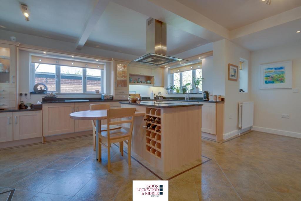 Kitchen Breakfast Room