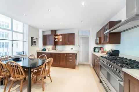 3 bedroom apartment to rent, Allitsen Road, London NW8