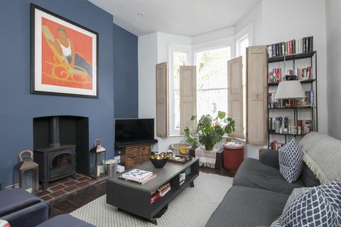 2 bedroom apartment for sale, Vicarage Grove, Camberwell, SE5