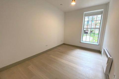 2 bedroom apartment to rent, Albion Mill, London Road, Macclesfield (Apt 4)