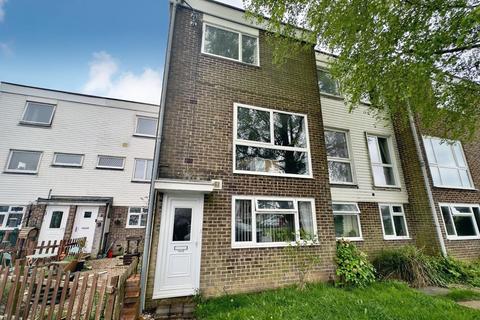 2 bedroom flat for sale, College Road, Southwater