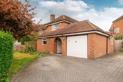 4 bedroom semi-detached house for sale, Fassetts Road, High Wycombe HP10