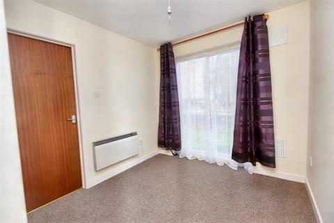 1 bedroom flat for sale, Meadowcroft, New Road, Gillingham