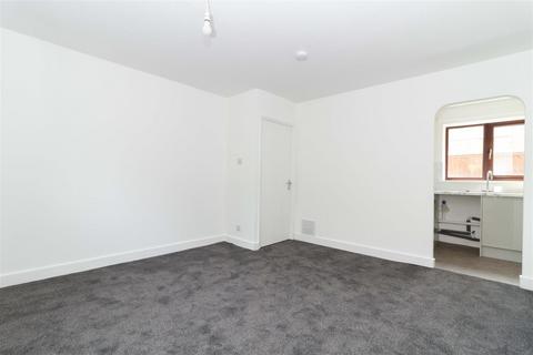 2 bedroom flat for sale, Brougham Walk, Worthing