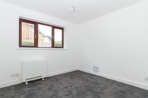 2 bedroom flat for sale, Brougham Walk, Worthing