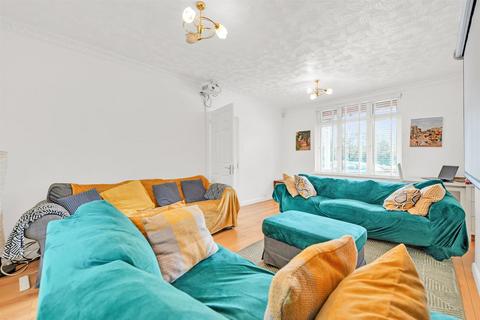 5 bedroom semi-detached house for sale, Calmont Road, Bromley