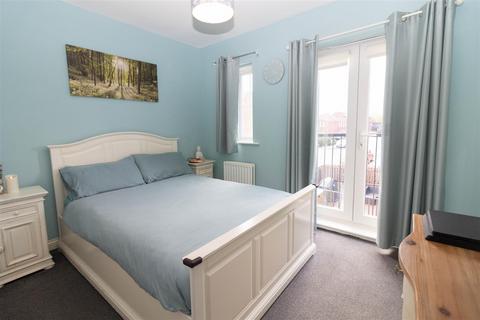 3 bedroom semi-detached house for sale, Charnwood Avenue, Newcastle Upon Tyne