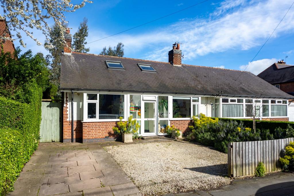Cross Lane, Mountsorrel... 3 bed semidetached house £335,000