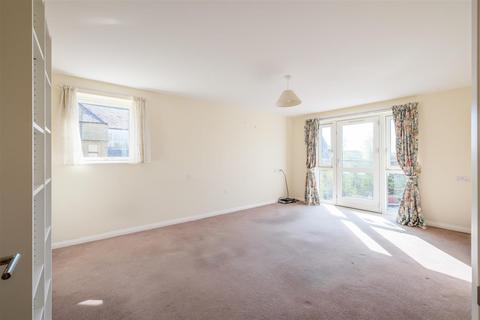 2 bedroom apartment for sale, Trinity Court, Oxford Road, Halifax