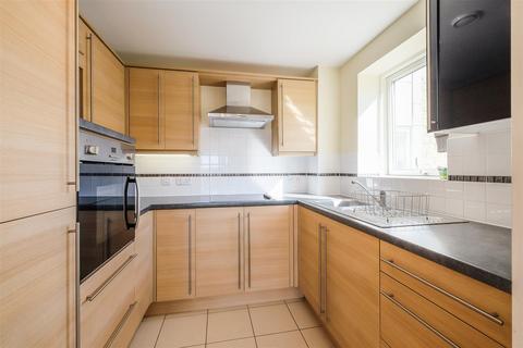 2 bedroom apartment for sale, Trinity Court, Oxford Road, Halifax