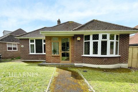 2 bedroom bungalow for sale, St Catherines Way, Christchurch, BH23