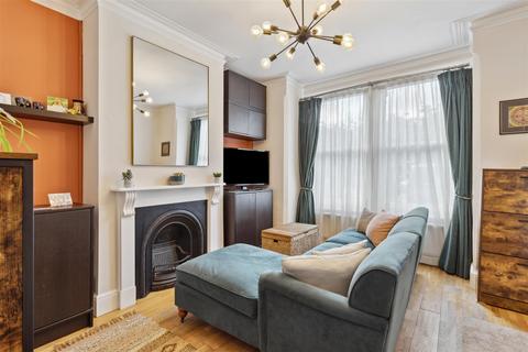 2 bedroom flat for sale, Weston Road, London, W4