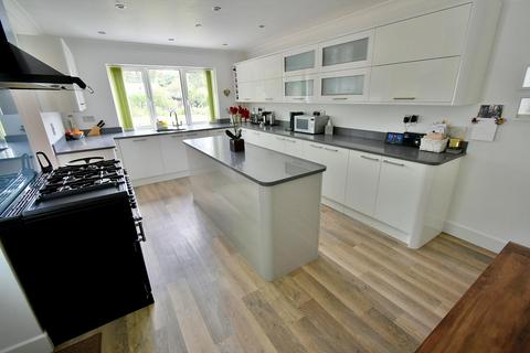 4 bedroom detached bungalow for sale, Pinewood Road, Ferndown, BH22