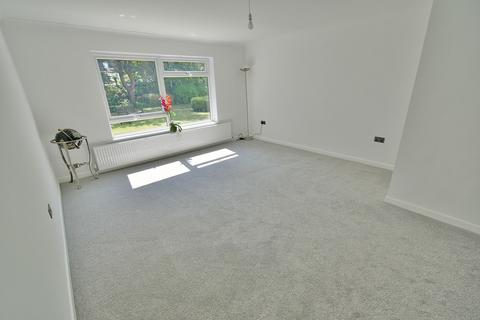 2 bedroom apartment for sale, Manor Close, Ferndown , BH22