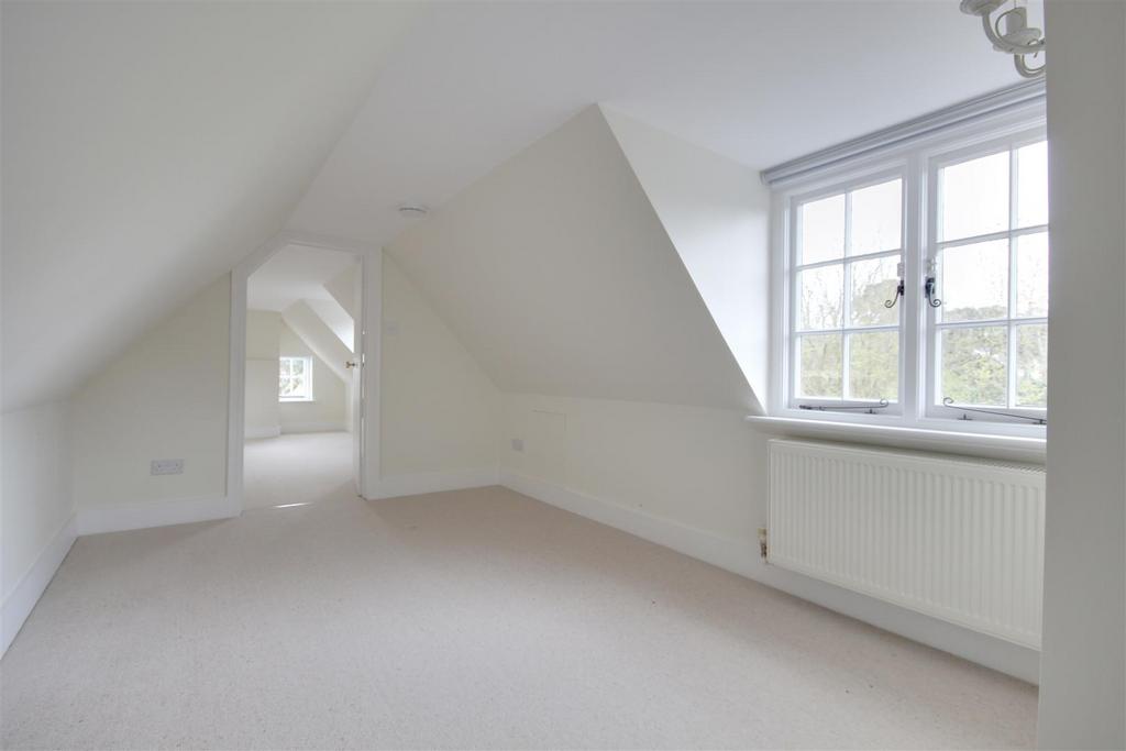 Bedroom 3.jpg