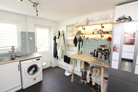 27 Astwick Road, Stotfold, Hitchin, SG5 4AT