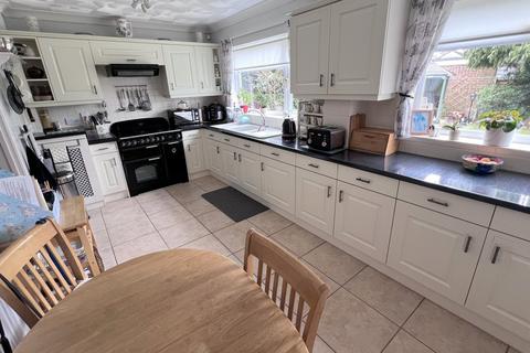 4 bedroom detached house for sale, Ringwood Road, Bournemouth, BH11