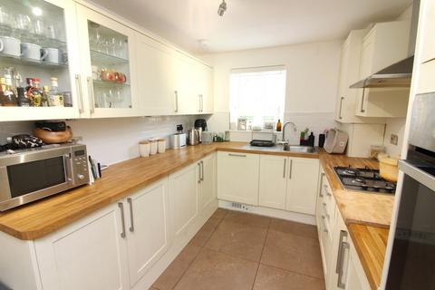 4 bedroom detached house for sale, Prince Charles Avenue, Stotfold, Hitchin, SG5