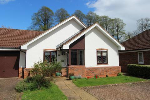 1 bedroom bungalow for sale, The Hawthorns, Lutterworth LE17