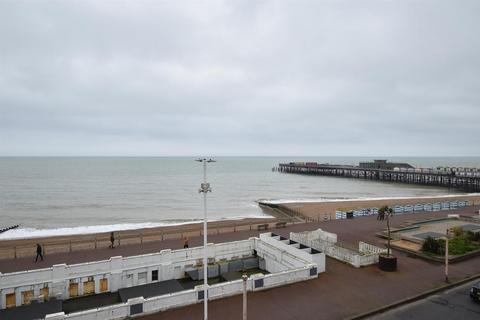 4 bedroom terraced house for sale, White Rock, Hastings TN34