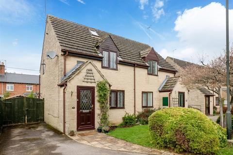 16 Primrose Court, Moreton-in-marsh, GL56 0JG