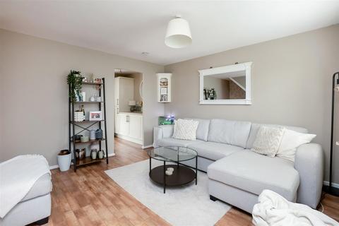 16 Primrose Court, Moreton-in-marsh, GL56 0JG