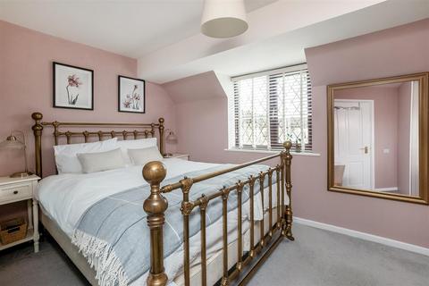 16 Primrose Court, Moreton-in-marsh, GL56 0JG