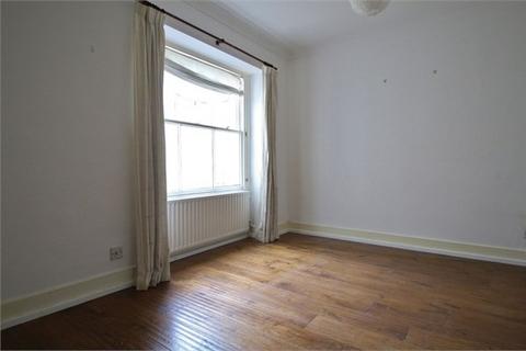 2 bedroom flat to rent, Leopold Road, Brighton, BN1