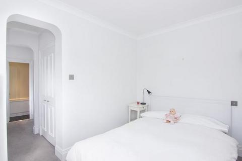 1 bedroom flat to rent, Onslow Gardens, South Kensington, SW7