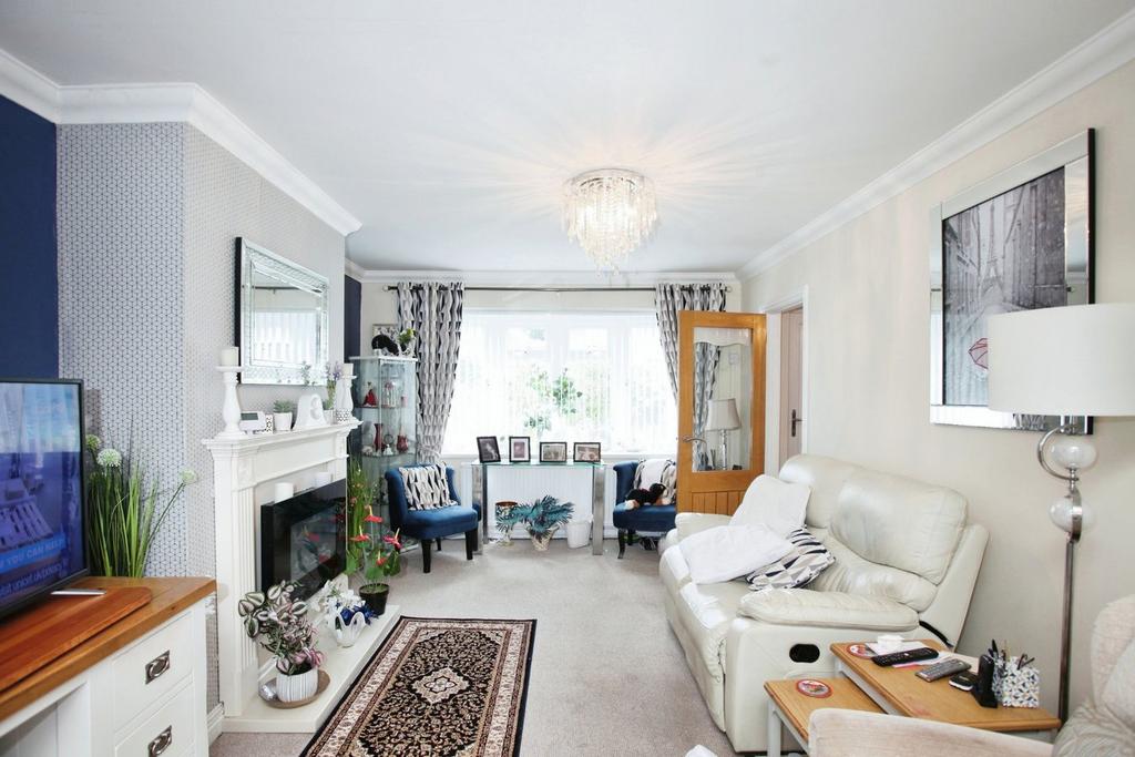 Whiterock Close, Pontypridd CF37 3 bed semidetached bungalow for sale