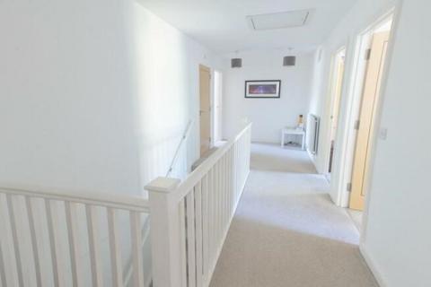 3 bedroom apartment for sale, Lynmouth Gardens, Chelmsford, CM2