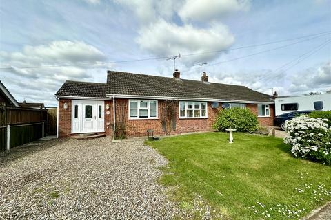 2 bedroom semi-detached bungalow for sale, St. Nicholas Way, Potter Heigham NR29