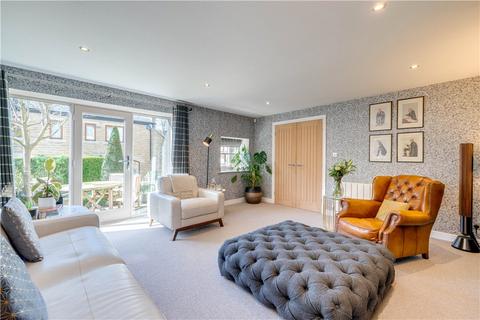 3 bedroom semi-detached house for sale, Greencroft Mews, The Green, Guiseley, Leeds, LS20